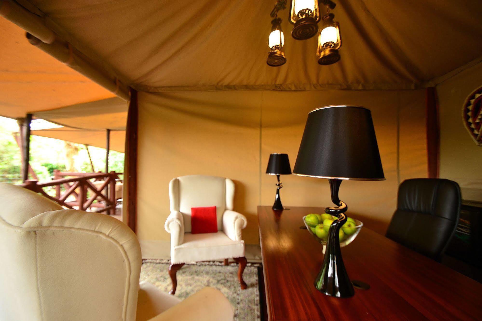 Kiboko Luxury Camp Hotel Naivasha Buitenkant foto